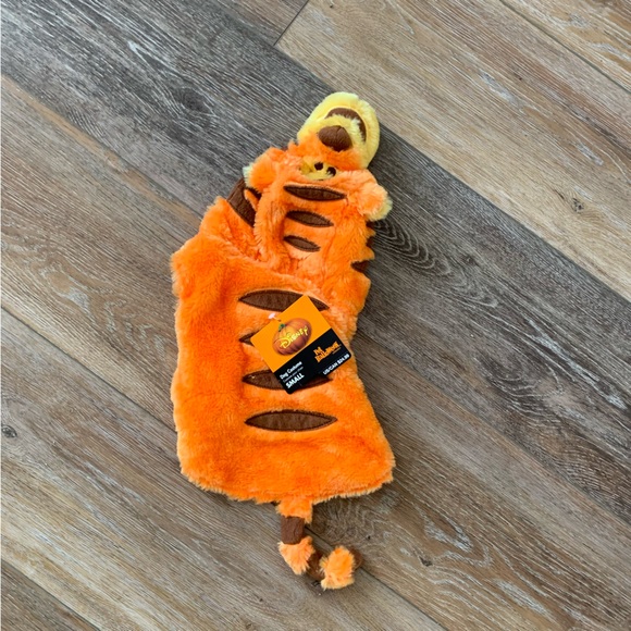 Disney Other - NWT small dog Tigger costume